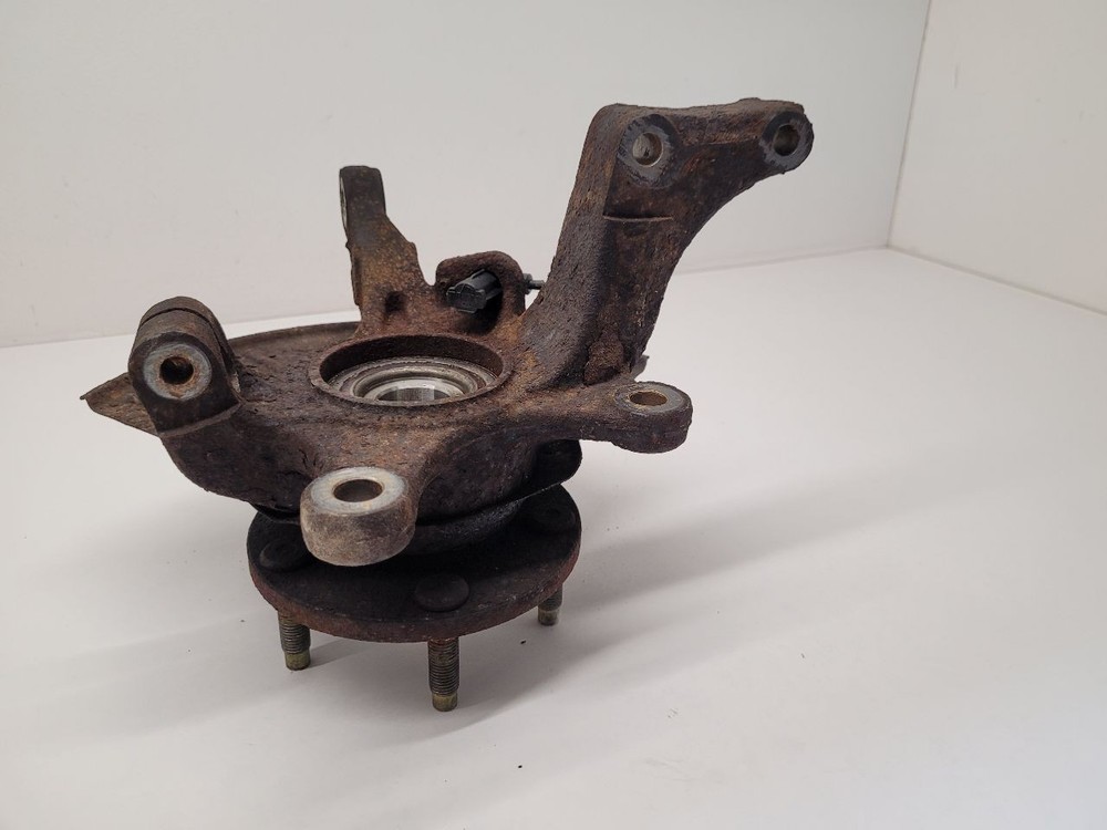 Front Left Steering Knuckle fits 2005 Ford Escape Front Left Grade A