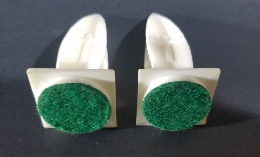 Visual Chess White Bishop x2 Replacement Pieces TAG Harvey Kidder (1965)