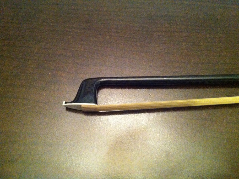 4/4 Size Black Square Pattern Carbon Fiber Violin Bow