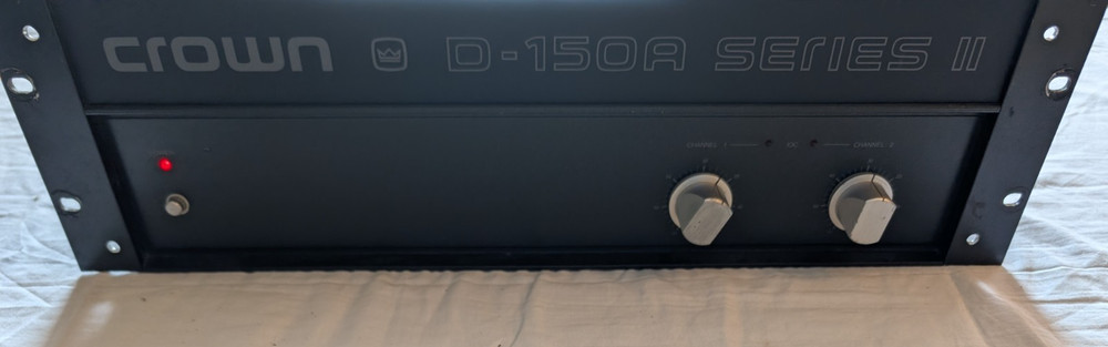 Crown D-150A Series II Power Amplifier