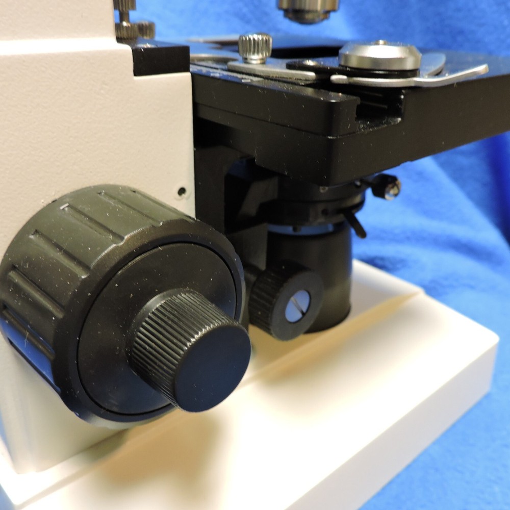 Omax Microscope G2018007467 Rotatable Head 4 Lens Missing Eyepieces