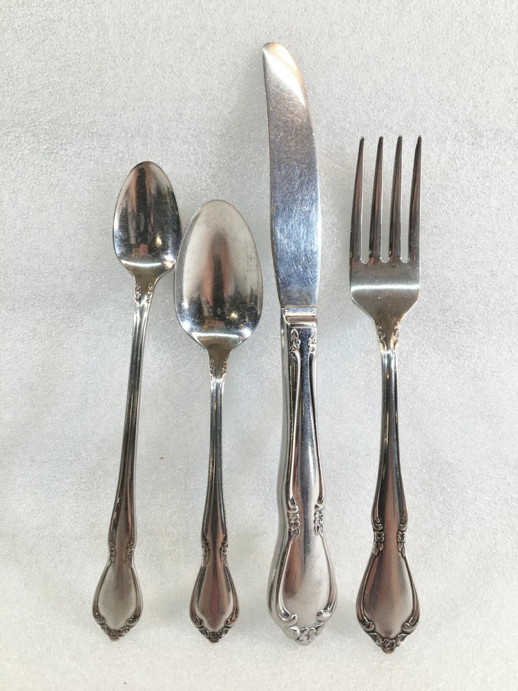 Oneidacraft Deluxe CHATEAU Stainless 4 pc Child's Flatware
