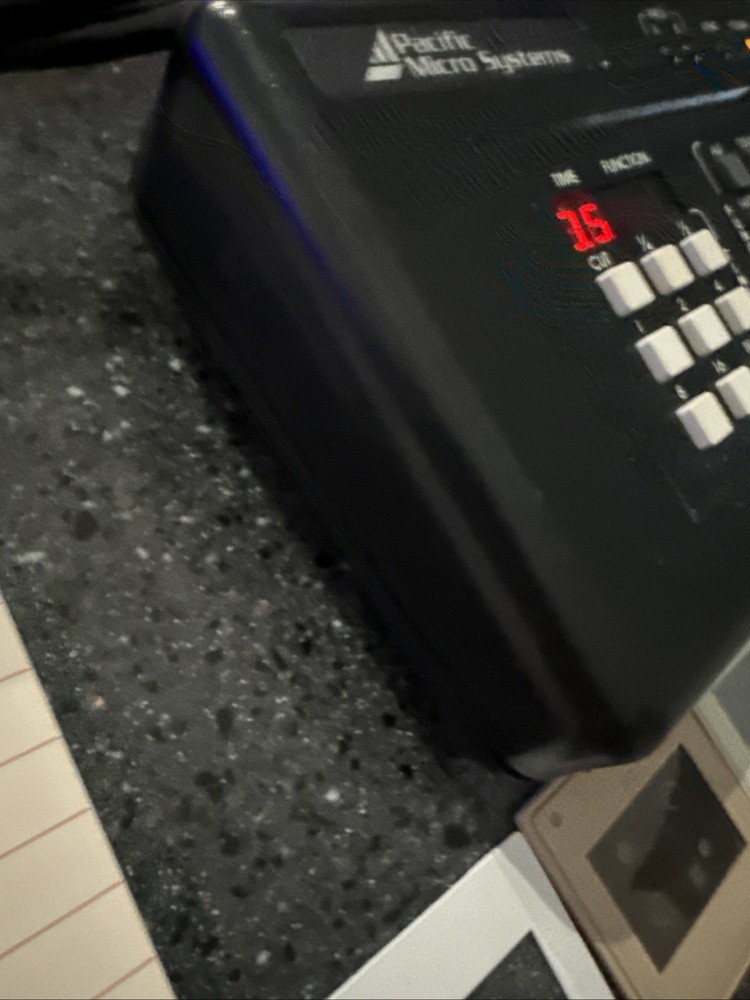 VTG Gemini Model 2000 Programmer Dissolver Pacific Micro Systems w 2 Manuals