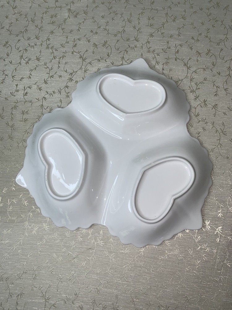 Vtg 11” White Scroll work 3 section Ceramic Serving Plate Platter Hearts Italy
