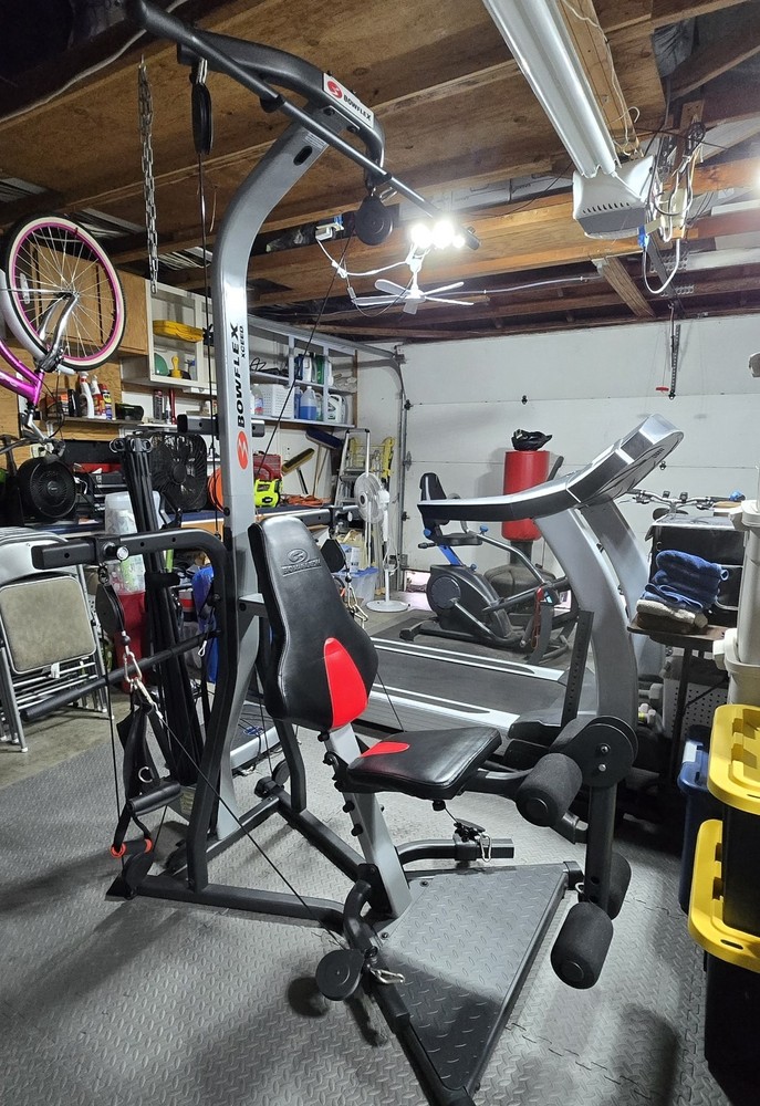 Bowflex Xceed w/Ab Crunch Harness - Excellent Condition!