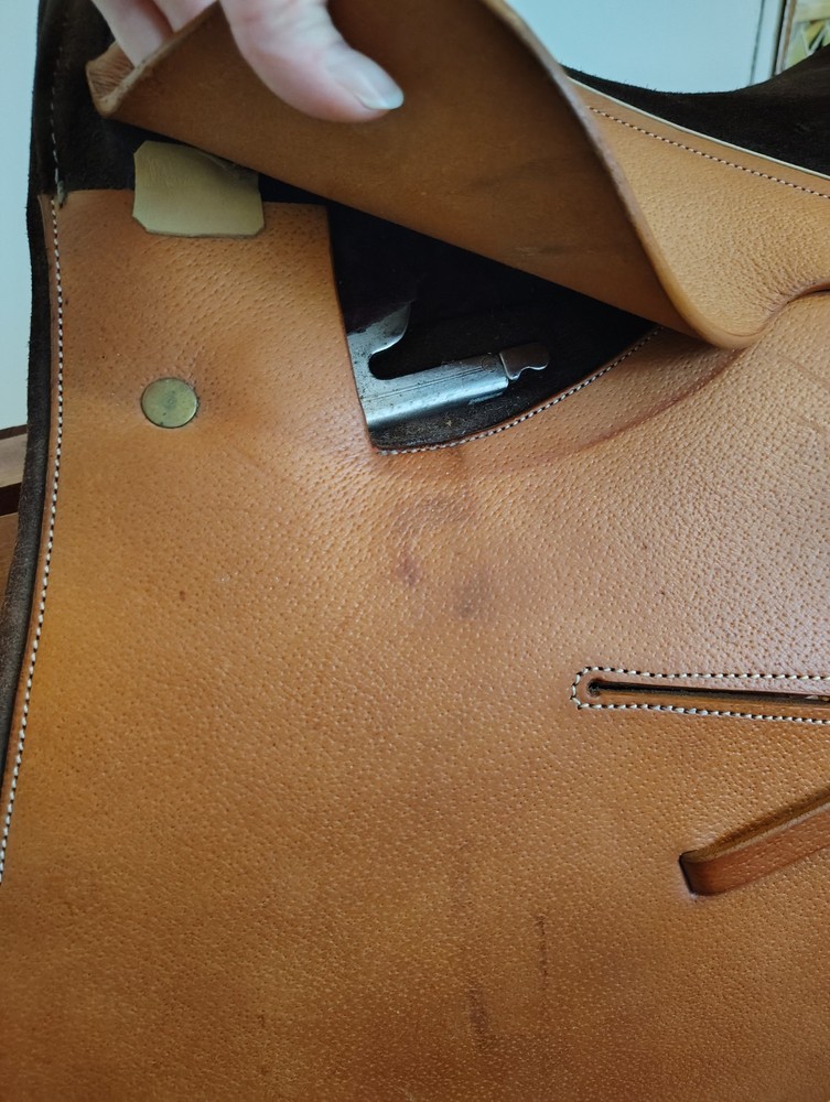 Polo saddle English saddle