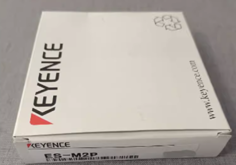 NEW KEYENCE ES-M2P Proximity Sensor