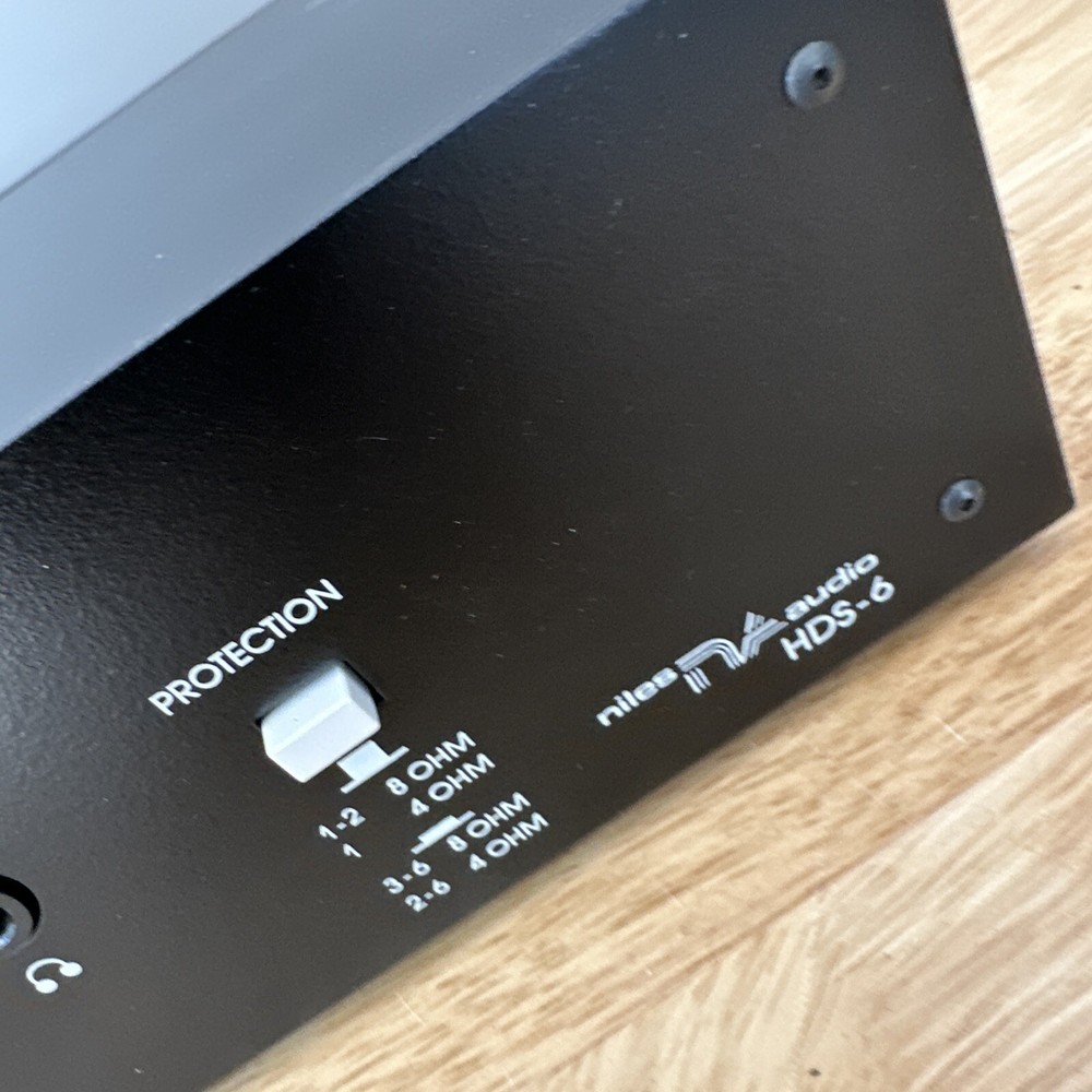 Niles HDL-6 High Definition Speaker Selection System Control Box 7 Connectors