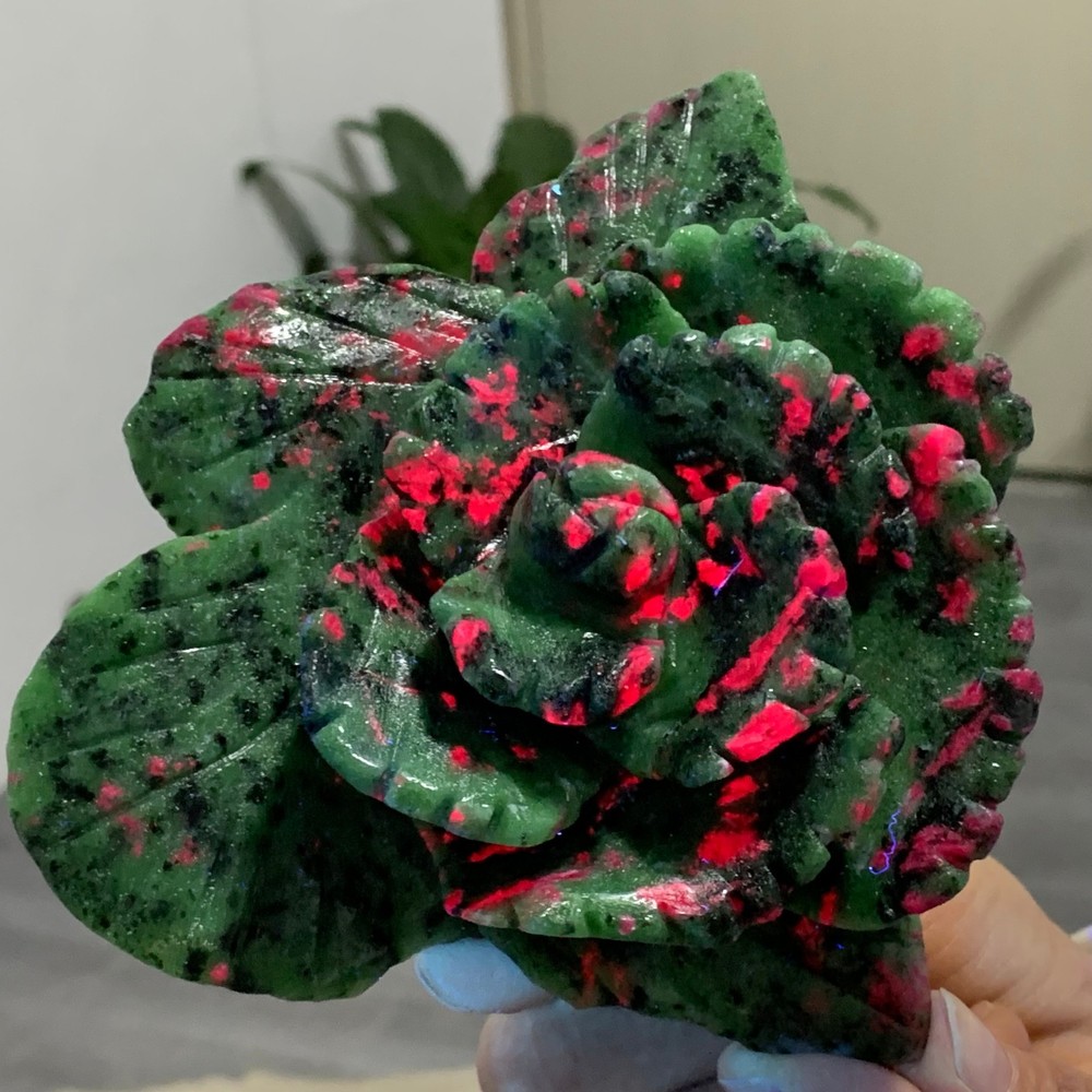 1.2LBNatural green Ruby zoisite(anylite)crystal Carving rose glow under UV light