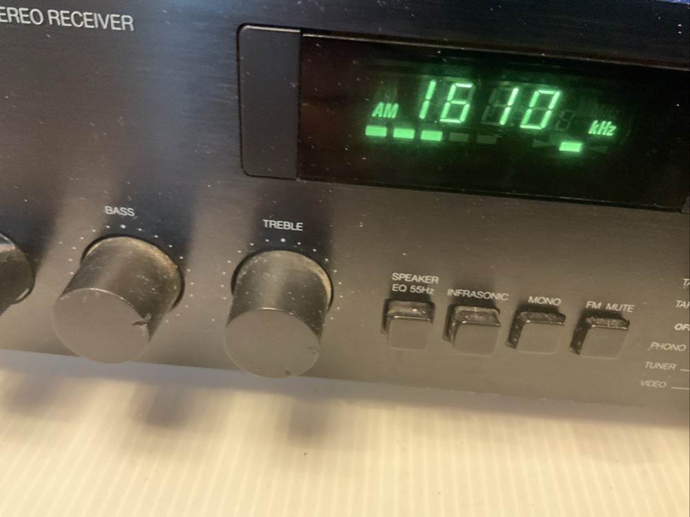 Vintage Proton 950 Receiver Powers On Read Description