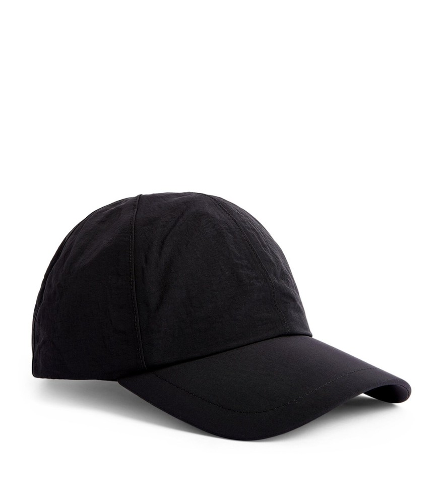 OnCloud ON Cap Black OS Performance Hat Adjustable Lightweight Unisex NWT