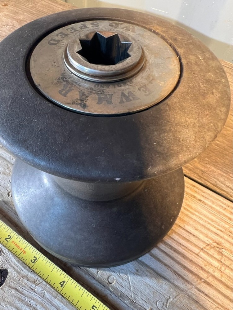Lewmar 16 single speed winch