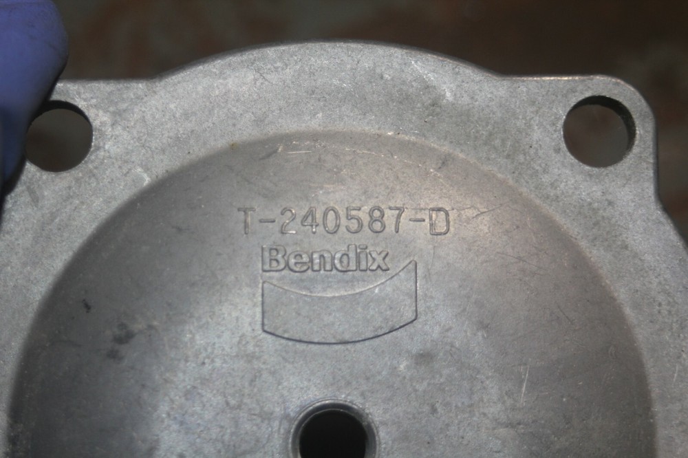 Bendix TF500STD End Cover 276127