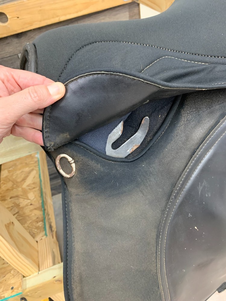 Thorowgood English All Purpose Saddle 17"