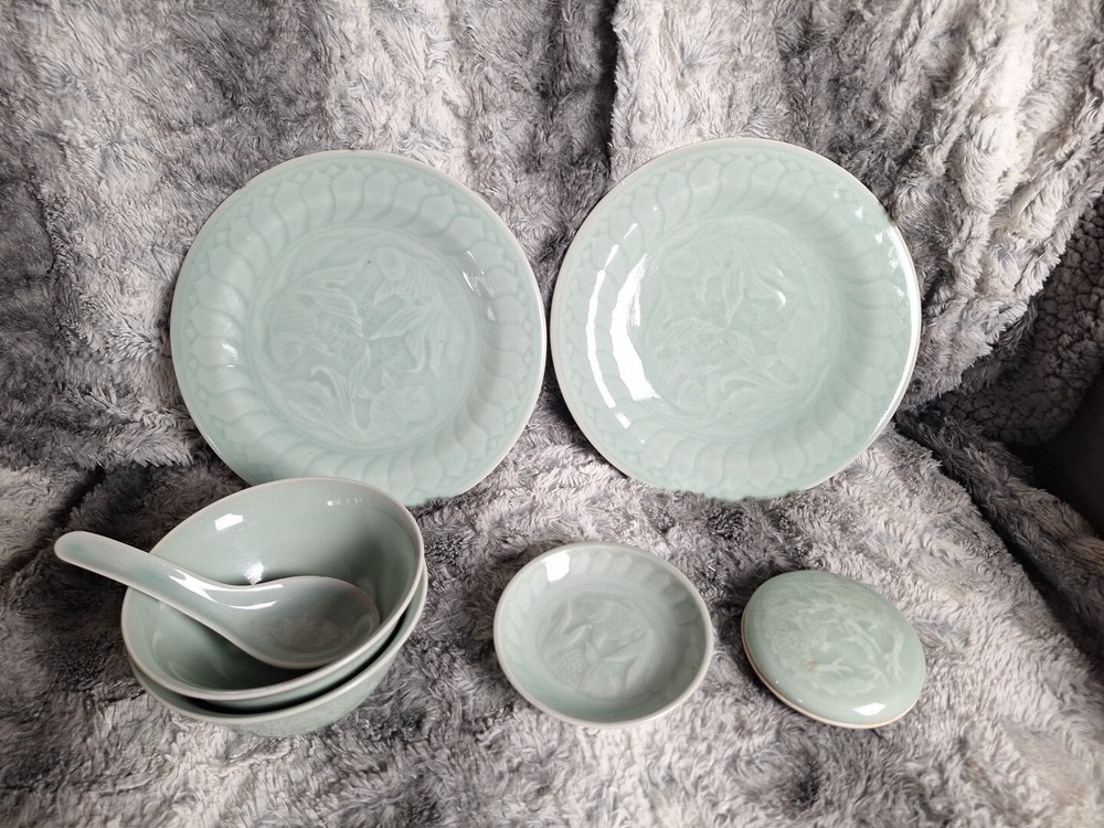 7 Piece Canton Express Celadon Goldfish Dinnerware Bowls Plates, Spoon Sauce Dis