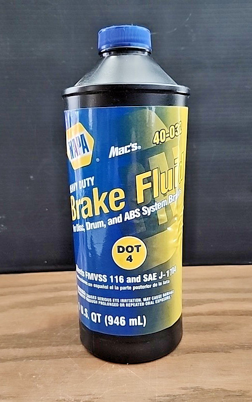 NAPA Brake Fluid DOT 4 (1) US Quart  New