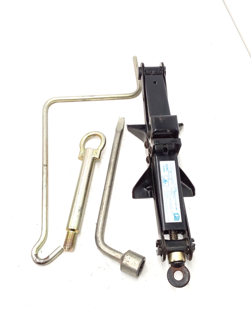 2004 Mazda 3 Tire changing kit Jack and Tools OEM