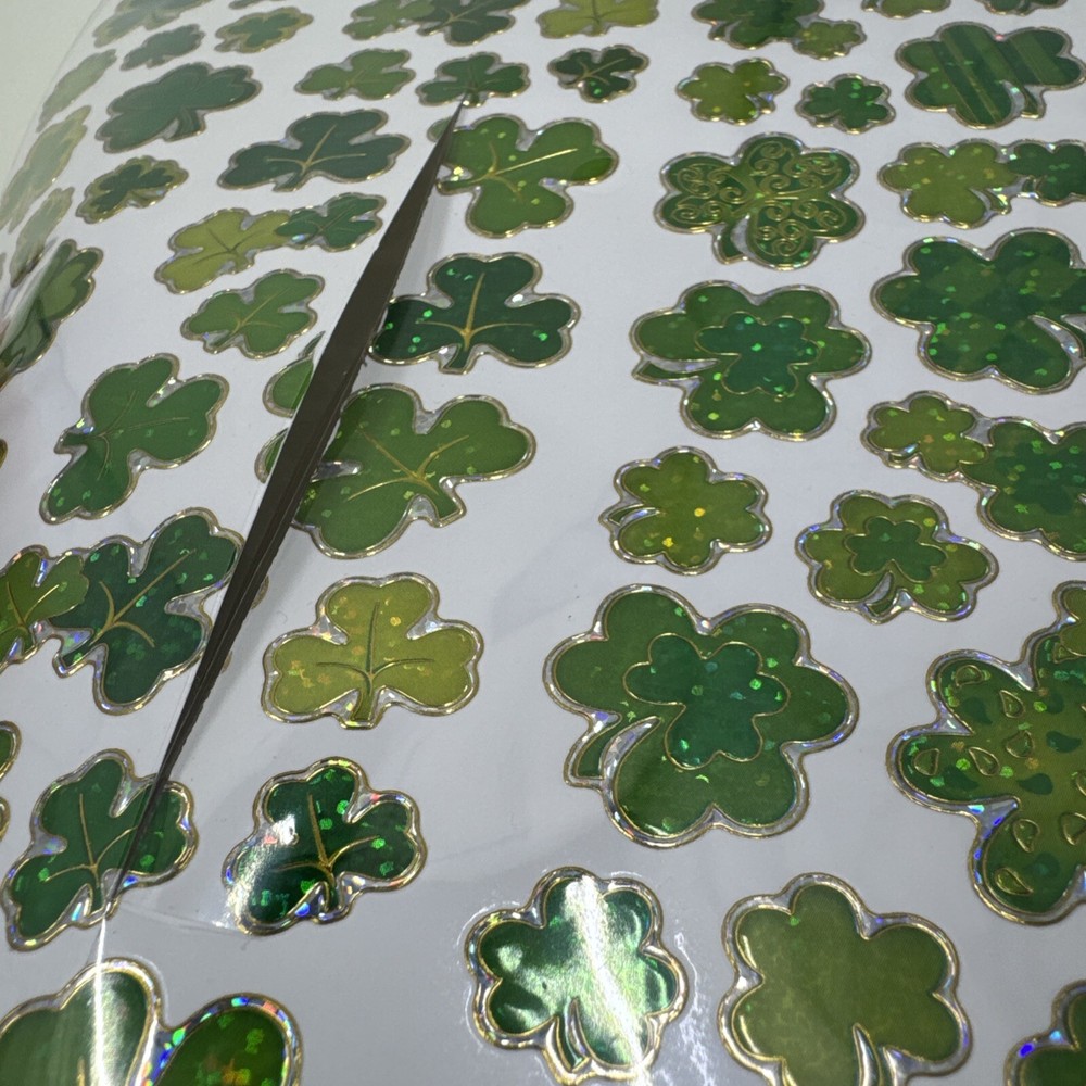 ST. PATRICK’S CLOVERS FOILED STICKERS 75 PCS