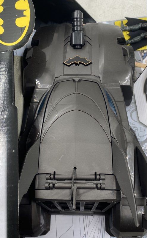 Spin Master DC Comics Batman Batmobile Crusader Vehicle Launcher Action Figure