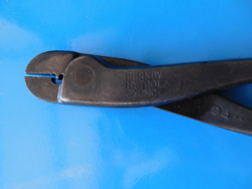 BURNDY #Y8MC USED CRIMPER