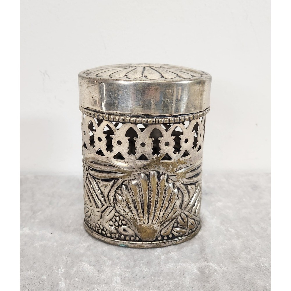 Vintage Jij Design Silver-Plated Lacquered Decorative Shell Container