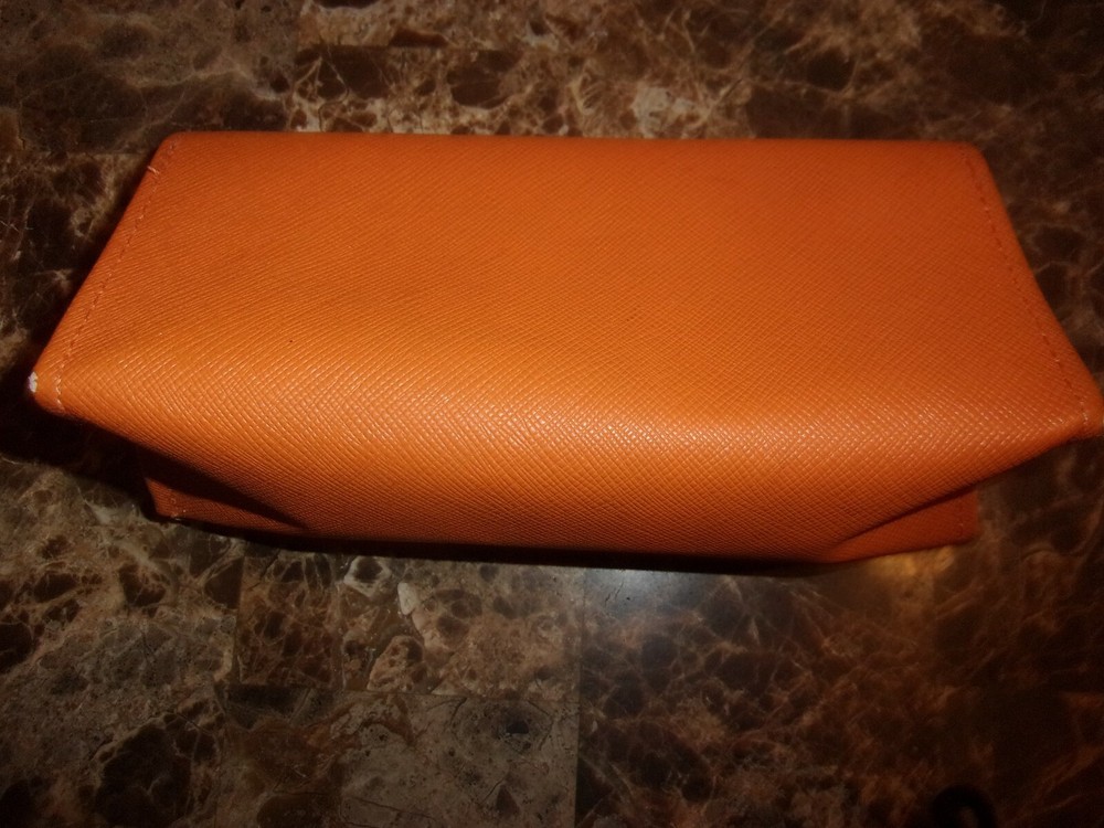 TORY BURCH ORANGE EYEGLASS CASE