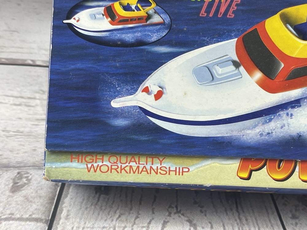 Vintage Speed Boat Powered 1:64 Scale Workmanship Full Function Radio Control