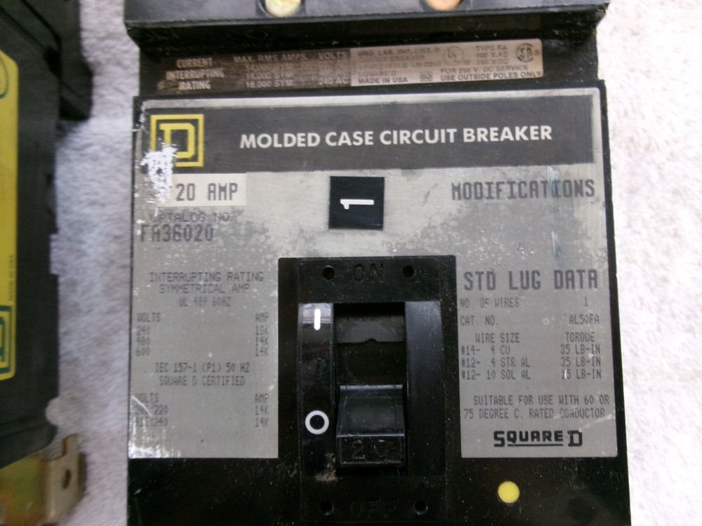 Square D Molded Case Circuit Breaker 20A 3 Pole FA36020