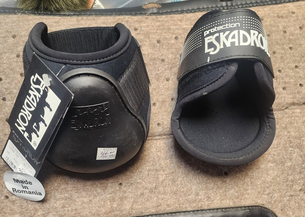 Eskadron neoprene ankle boots full size hind