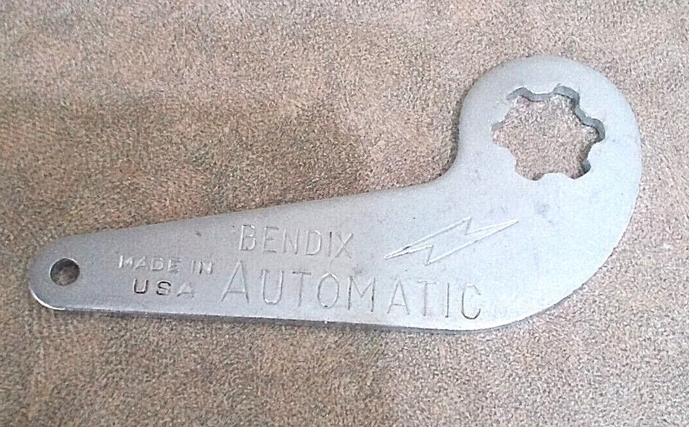 BENDIX AUTOMATIC BRAKE ARM AB-10 nos