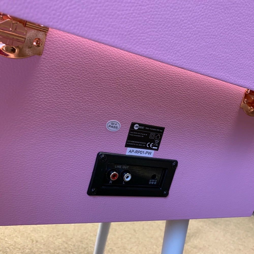 Arkrocket Discovery Bluetooth Record Player 3-Speed turntable removable legs