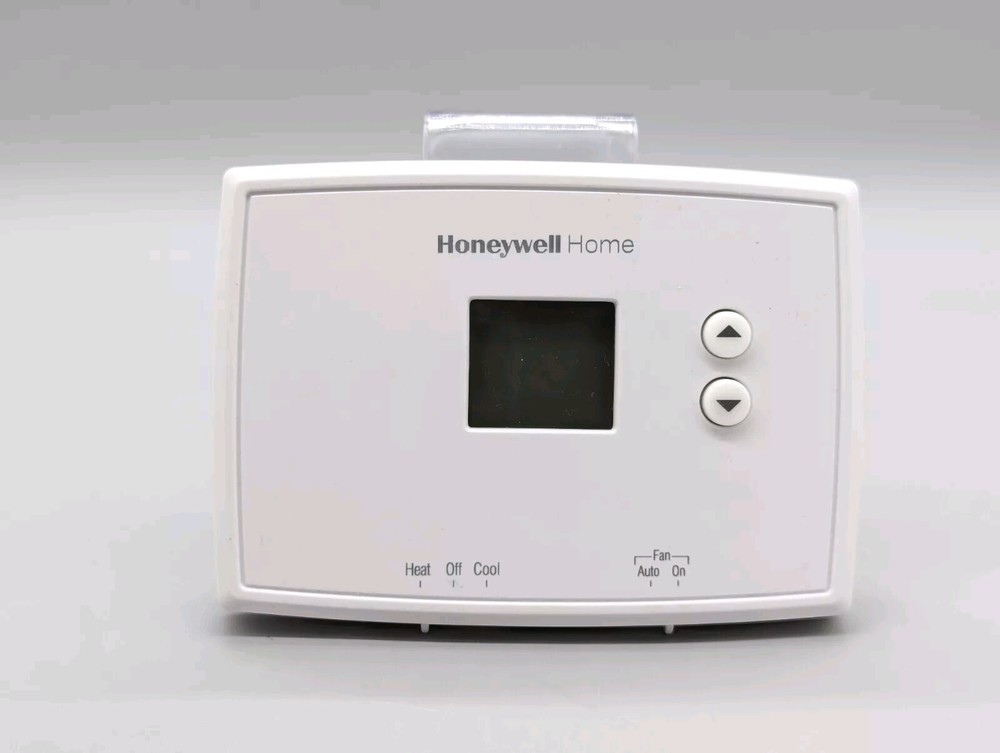 Honeywell RTH111B1024 Digital Non-Programmable Thermostat