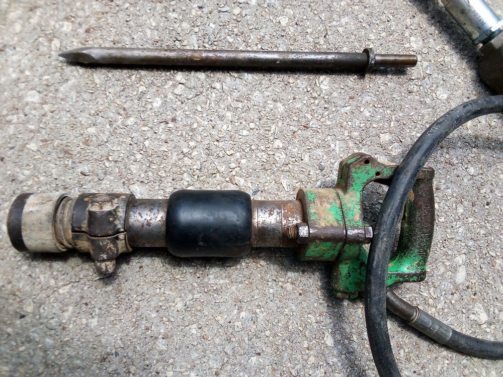 APT 15lb. Pneumatic Shipping Hammer M654