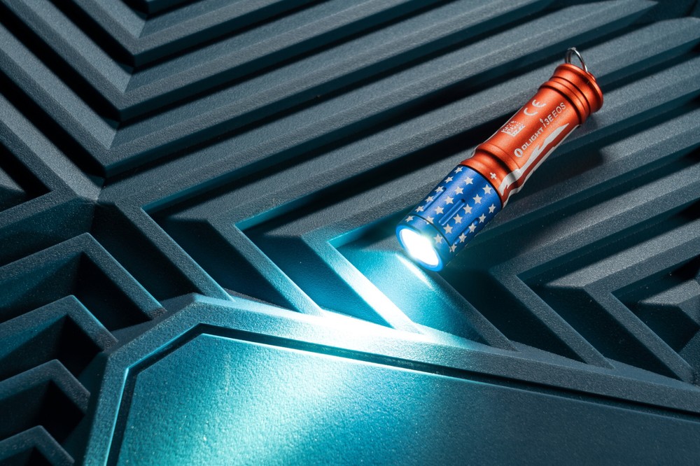 Olight I3E EOS Stars & Stripes Keychain Waterproof Flashlight, 90 Lumen