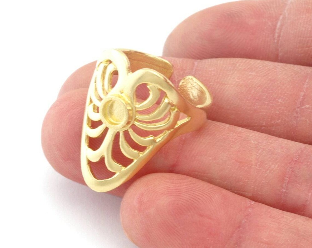 Heart Ring Adjustable Ring Bezel Raw Brass 4 mm Round Setting 7-9us size 4775
