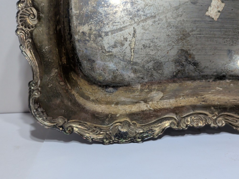✨VINTAGE✨ Silverplate Raised Scroll Design Raised Tray Platter