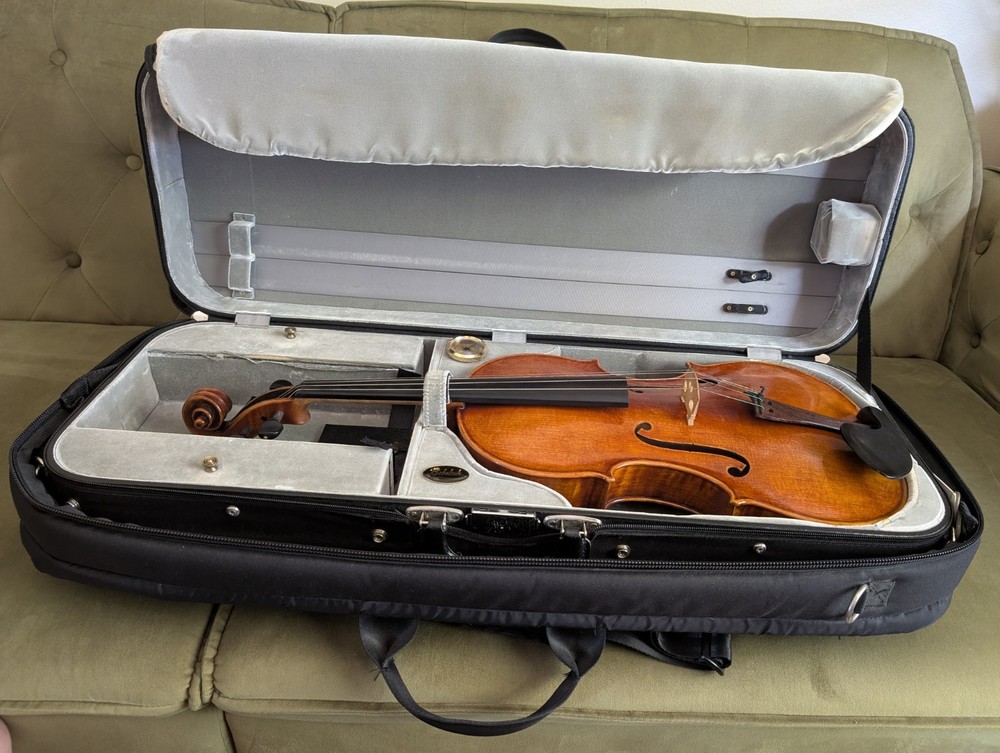 Exceptional Bronek Cison Viola 16-3/4 & Case