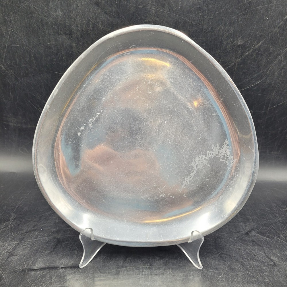 Nambé 525 Alloy Modern Triangular MCM Plate 10" Made In USA