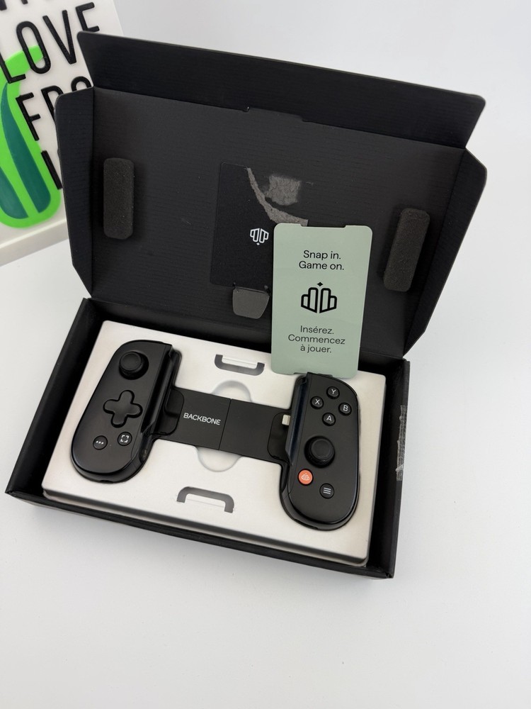 BACKBONE One - Gen 2 - Black - Lightning Port Mobile Gaming Controller, Black