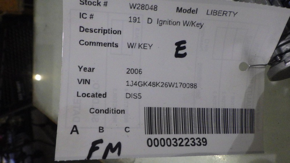 06 JEEP LIBERTY Ignition W/Key