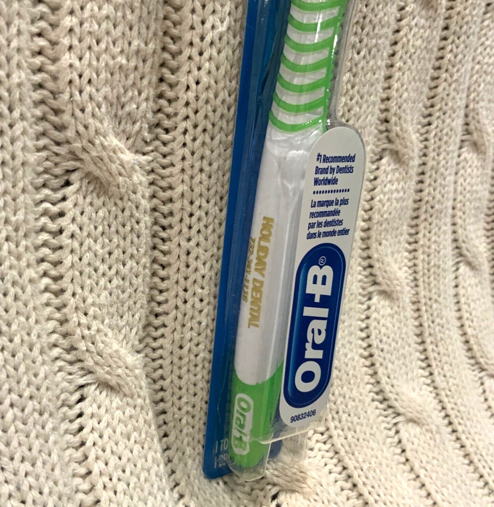 Oral B Complete Toothbrush Extra Soft Sensitive Bristles Green Handle