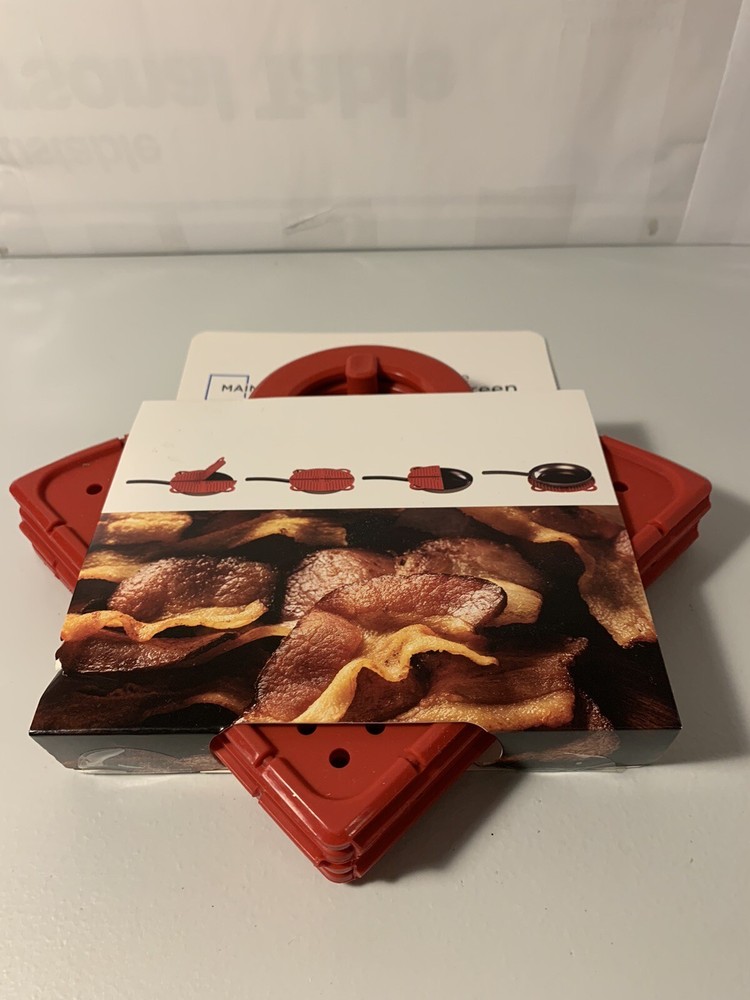 Mainstays Foldable Silicone Splatter Screen/ Trivet/ Quartered. New !!!