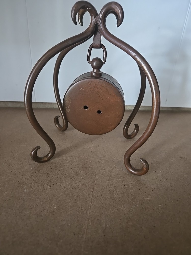 QUARTZ MANTLE/DESK CLOCK METAL WORKS