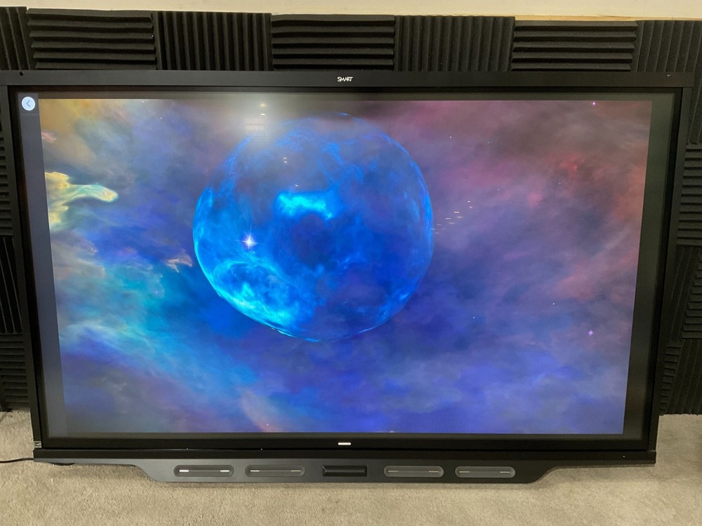 Smart Technologies Smart Board 7075-P 75" Interactive Display SBID-7275P-V2