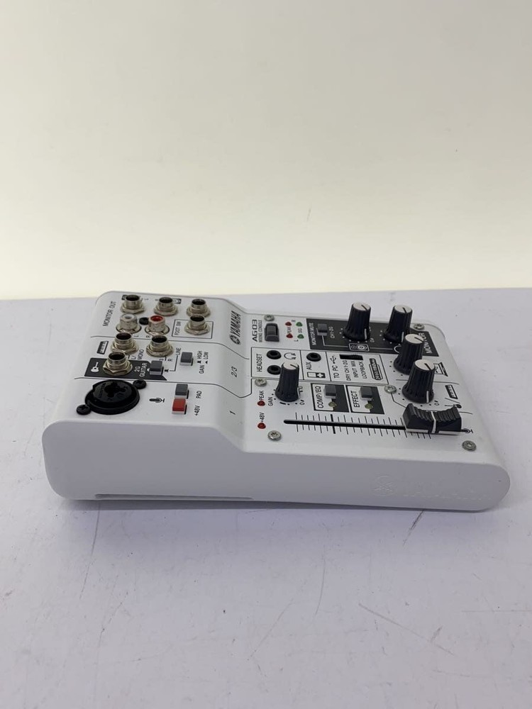 YAMAHA AG03 MIXER Used