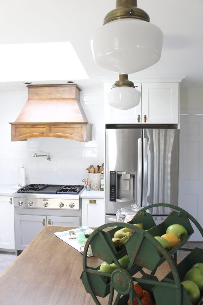 2-1/4" Mission Vertical Bail Pull Antique Brass