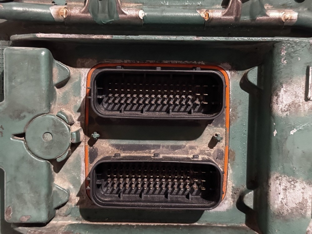 2018 + MACK MP8 VOLVO D13 ECM 22518042 ECU ENGINE CONTROL MODULE Needs Program