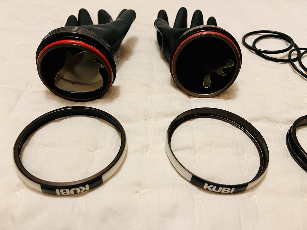 KUBI Dry Glove System, Size Small, 70mm rings