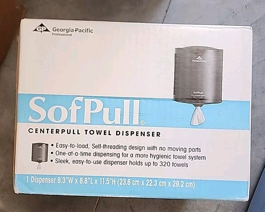 Georgia Pacific Softpull Centerpull Towel Dispenser 58140 New