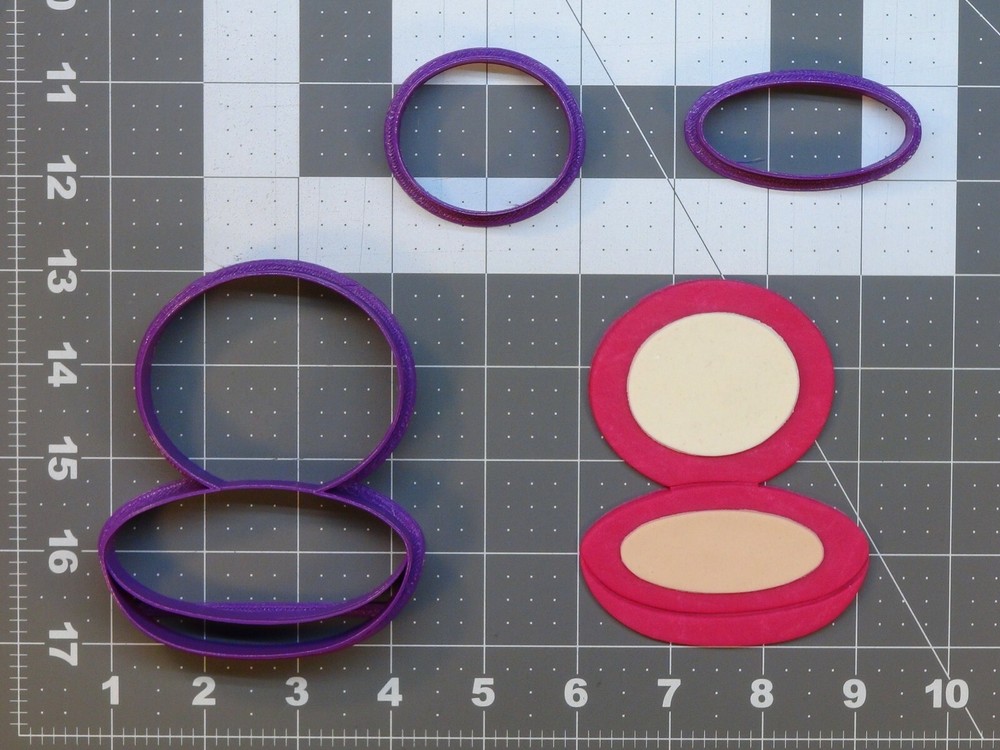 Makeup Compact 266-B685 Cookie Cutter Set